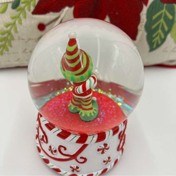 Precious Moments Wishing You The Sweetest Holiday - Picture 9 of 10